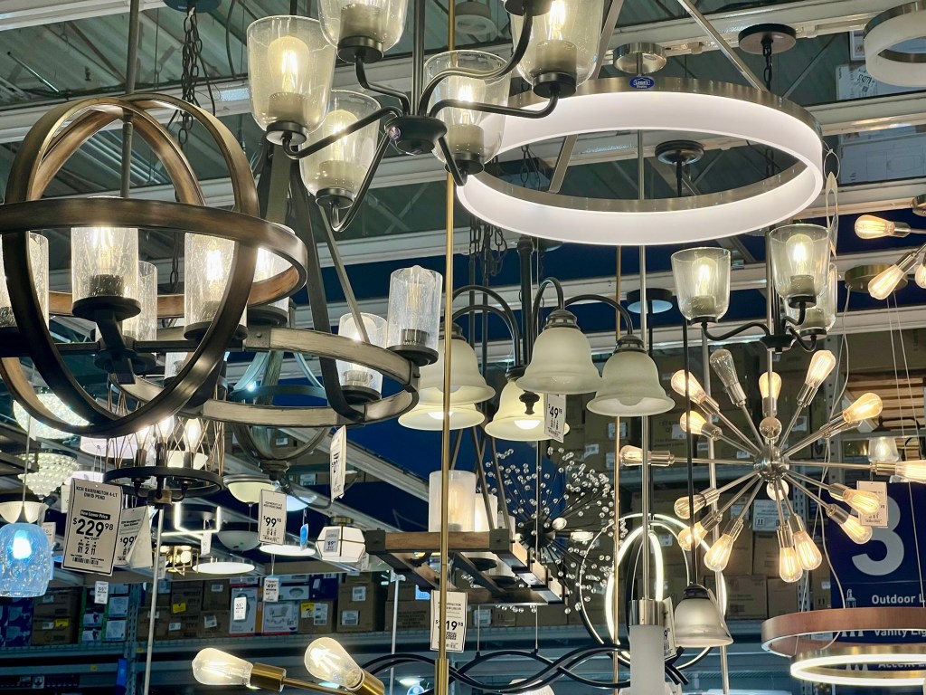 Social Media: A Platform for Judgment or Participation? A Biblical&nbsp;Reflection